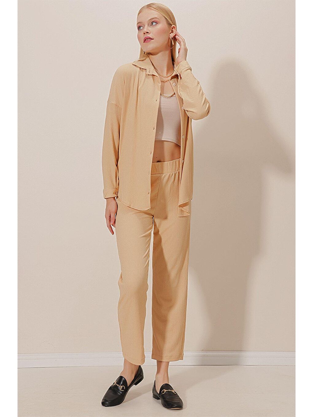 Bej Önü Düğmeli Bürümcük Takım