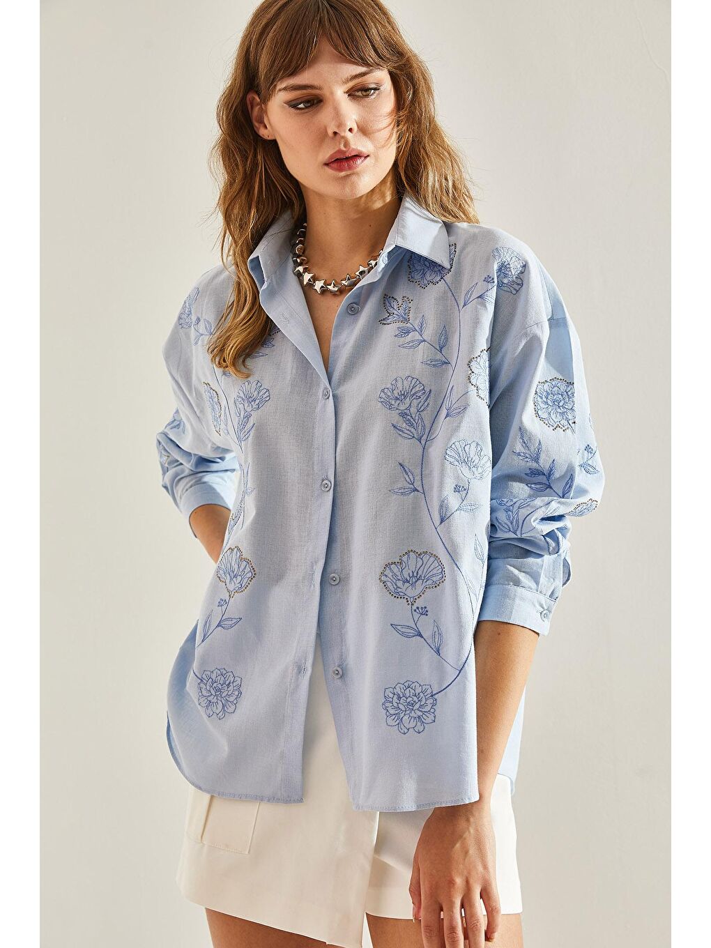 Mavi Kadın Asimetrik Kadın Çiçek Desenli Nakış İşlemeli Keten Oversize Gömlek-2