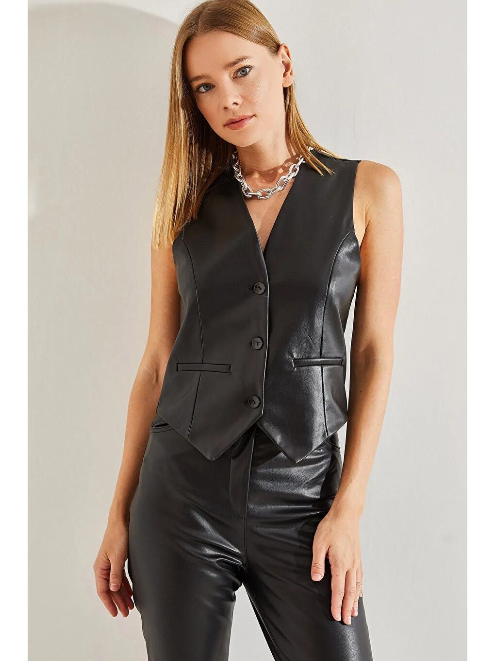 Siyah Kadın Suni Deri Klasik Yelek-4