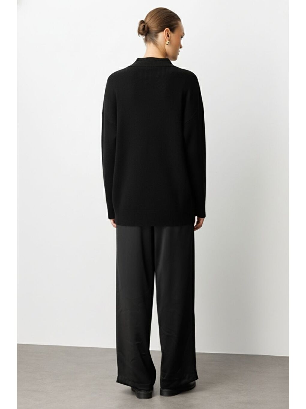 Basic Yarım Balıkçı Siyah Triko Kazak-3