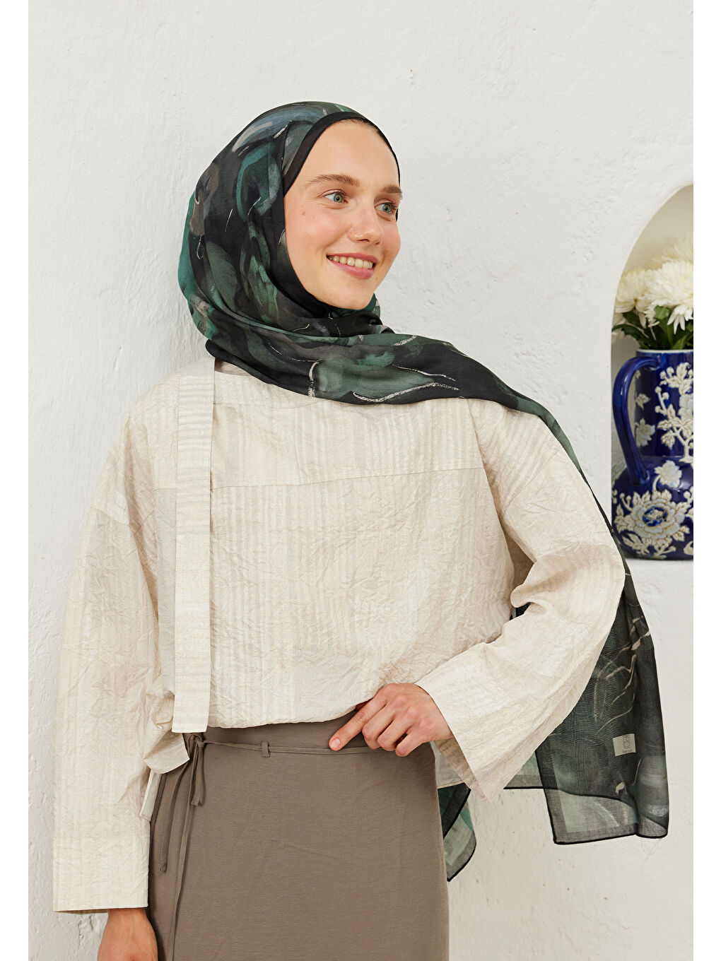 Dark Garden Desen Rami Şal Siyah-4