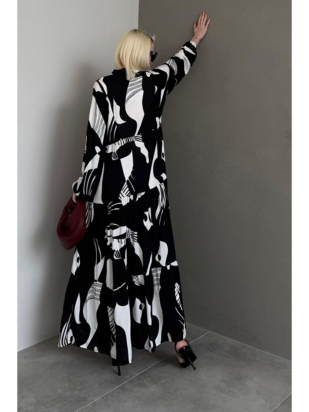 Siyah Desenli Düğmeli Uzun Kollu Elbise Mg2391-3