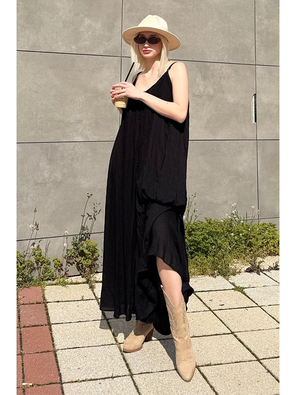 Siyah Halter Yaka Yırtmaç Detaylı Desenli Uzun Elbise Mg2162-5