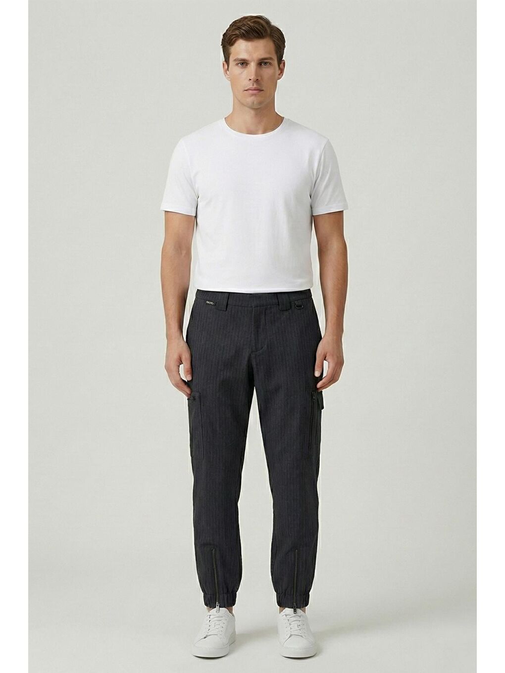 Giotelli Erkek Antrasit Normal Kesim Regular Fit Dokuma Lastikli Paça Kargo Jogger Pantolon-1