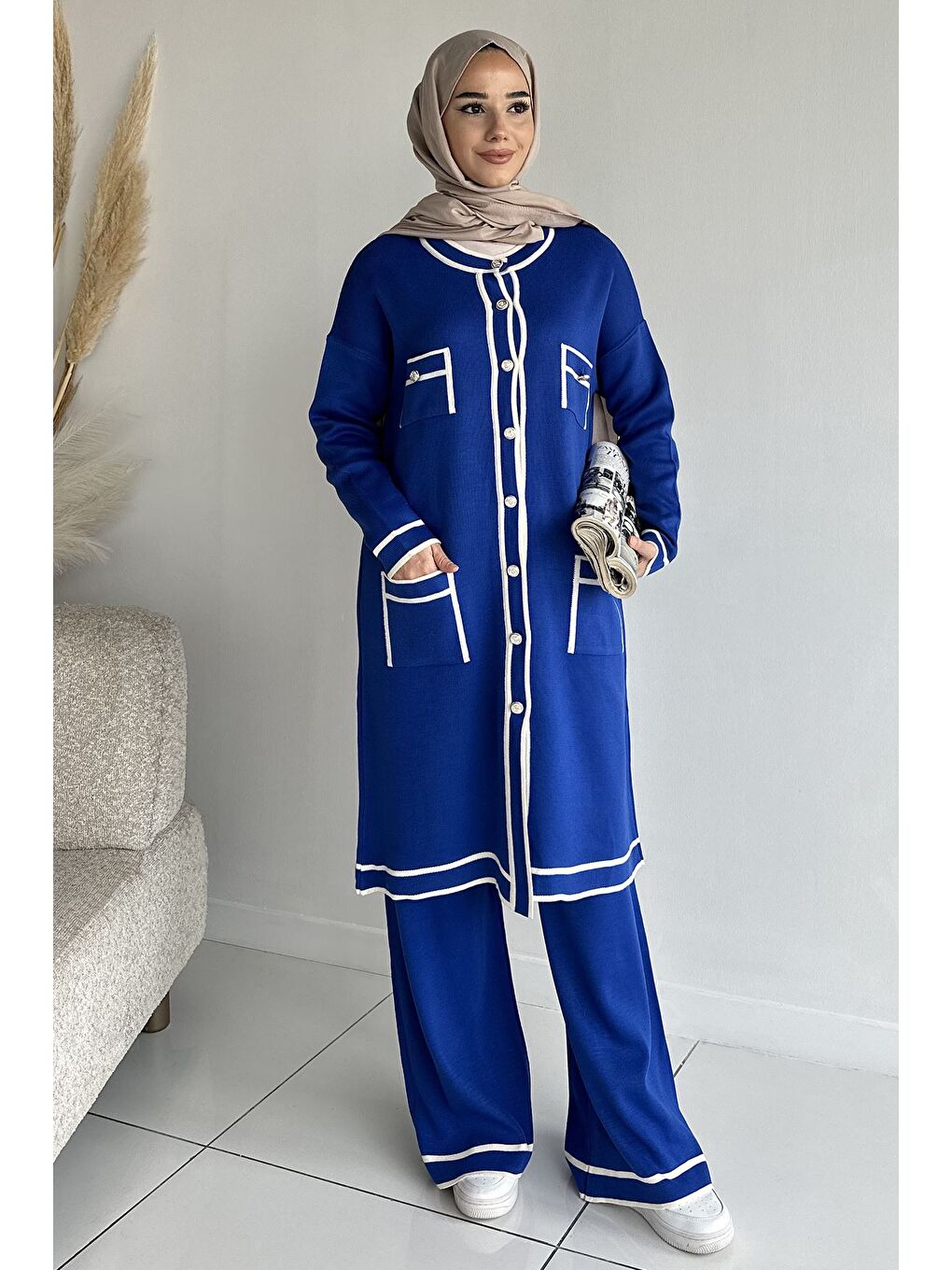 Mavi Ön Düğmeli Tesettür Triko Hırka Bel Lastikli Pantolon İkili Takım