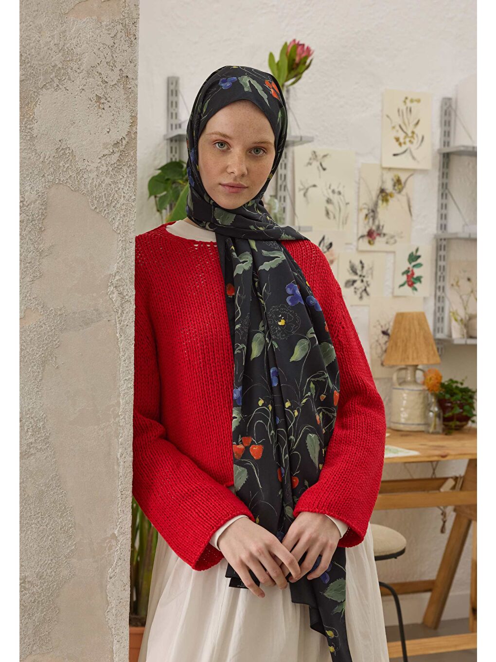 Strawberry Desen Şal Siyah-1