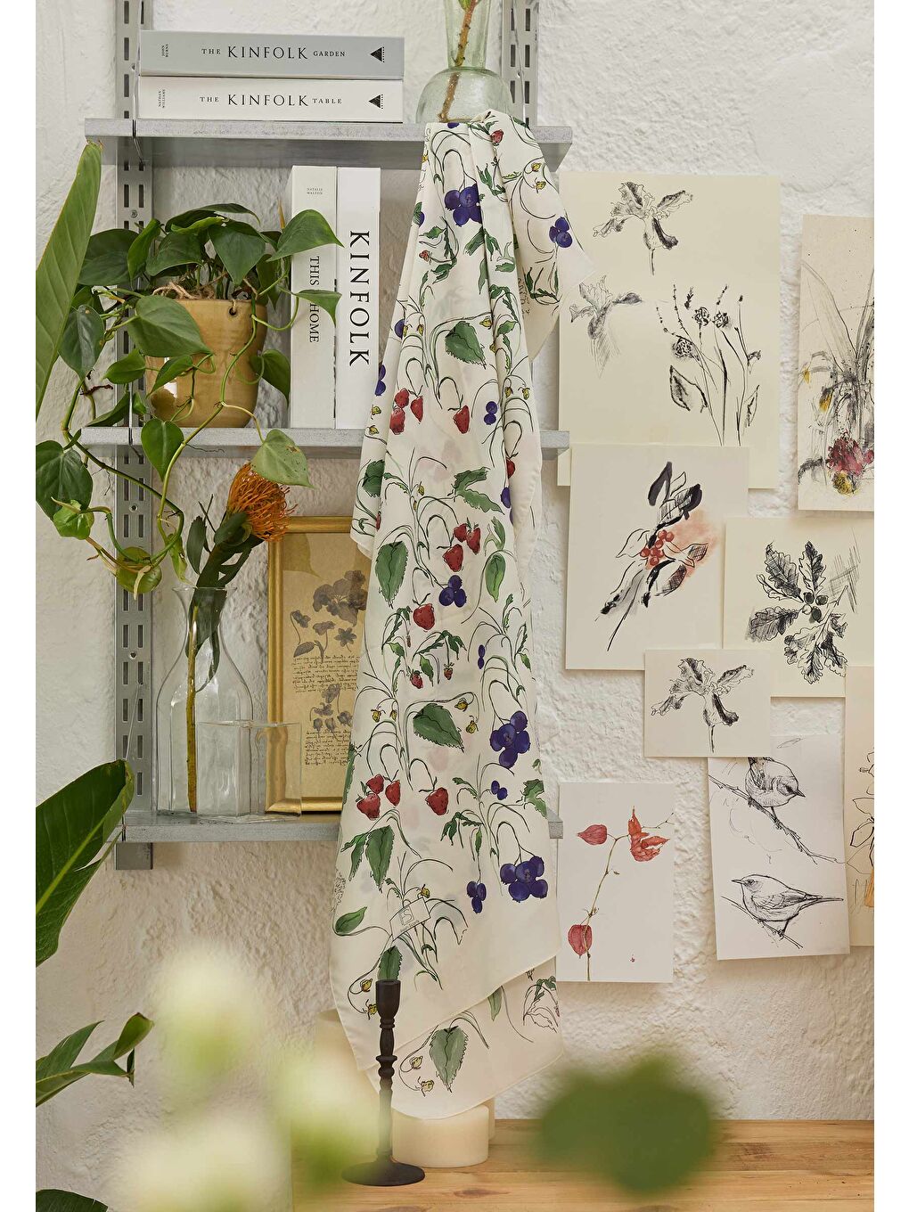 Strawberry Desen Şal Ekru-1