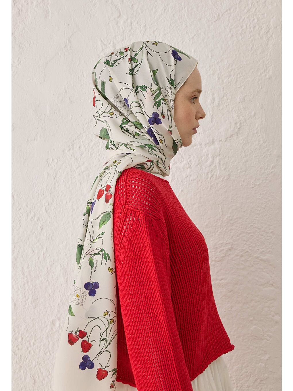 Strawberry Desen Şal Ekru-3
