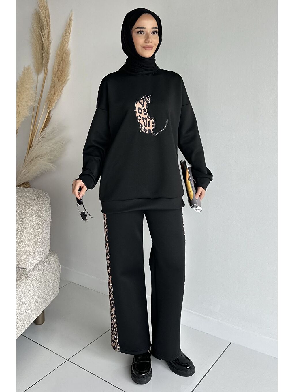 Siyah Leopar Desenli Kadın Tesettür Tunik Pantolon İkili Takım-2
