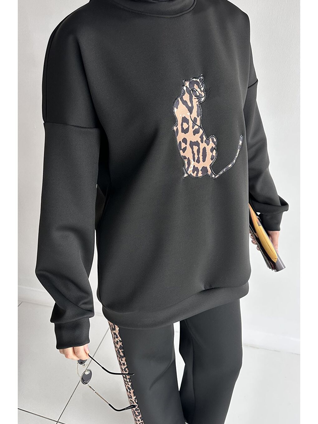 Siyah Leopar Desenli Kadın Tesettür Tunik Pantolon İkili Takım-5