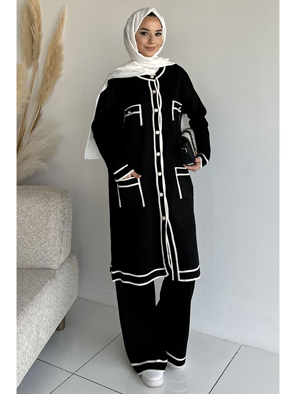 Siyah Ön Düğmeli Tesettür Triko Hırka Bel Lastikli Pantolon İkili Takım-3