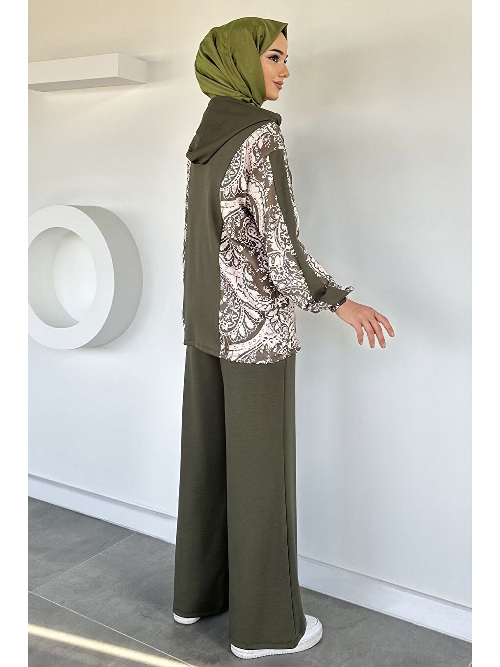 Haki Dijital Baskılı Kapüşonlu Tunik Bel Lastikli Pantolon Tesettür İkili Takım-4