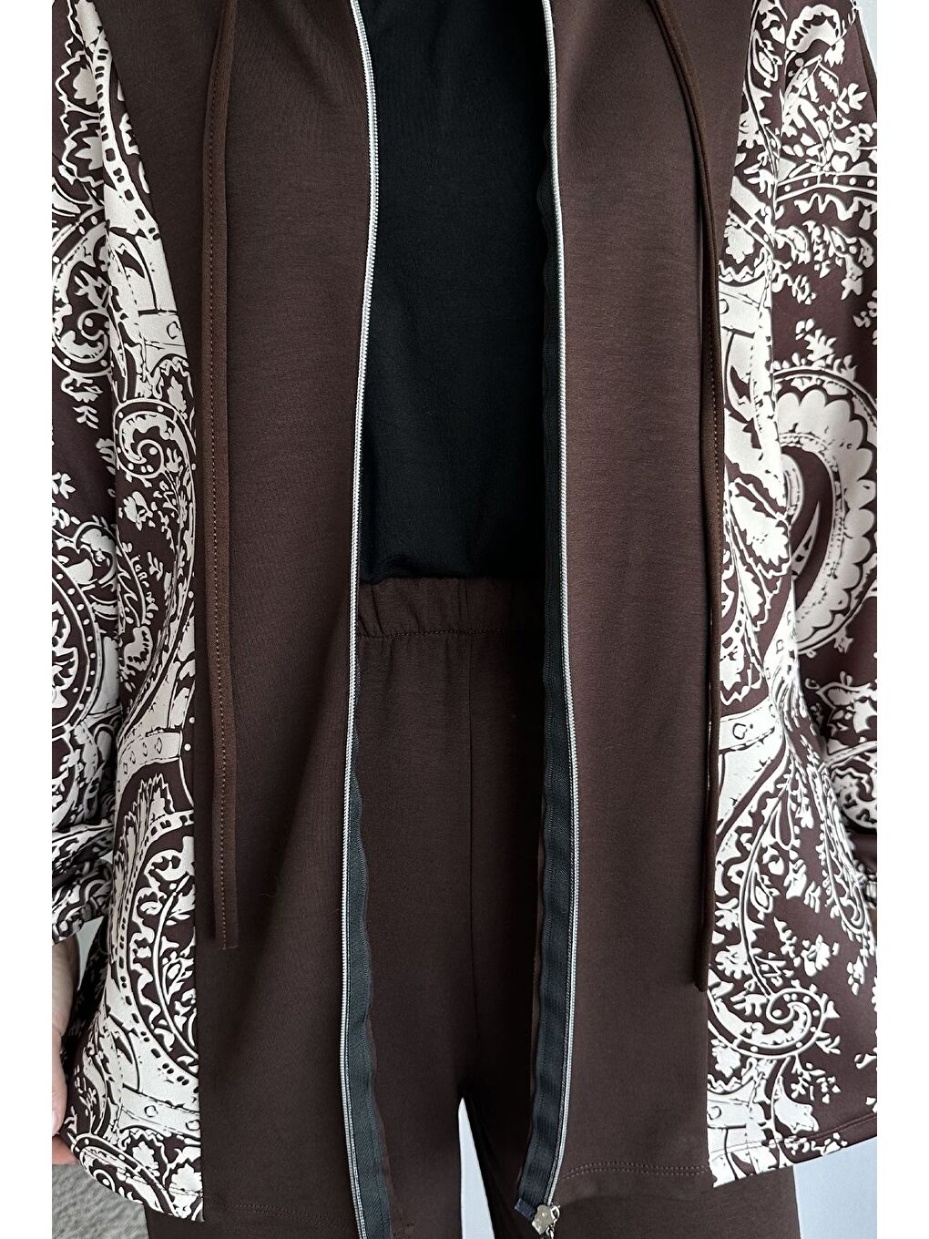 Kahverengi Dijital Baskılı Kapüşonlu Tunik Bel Lastikli Pantolon Tesettür İkili Takım-7