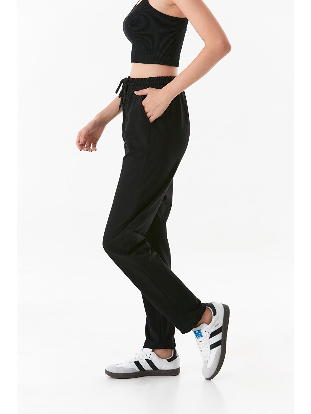 Siyah Beli Lastikli Cepli Eşofman Altı-4