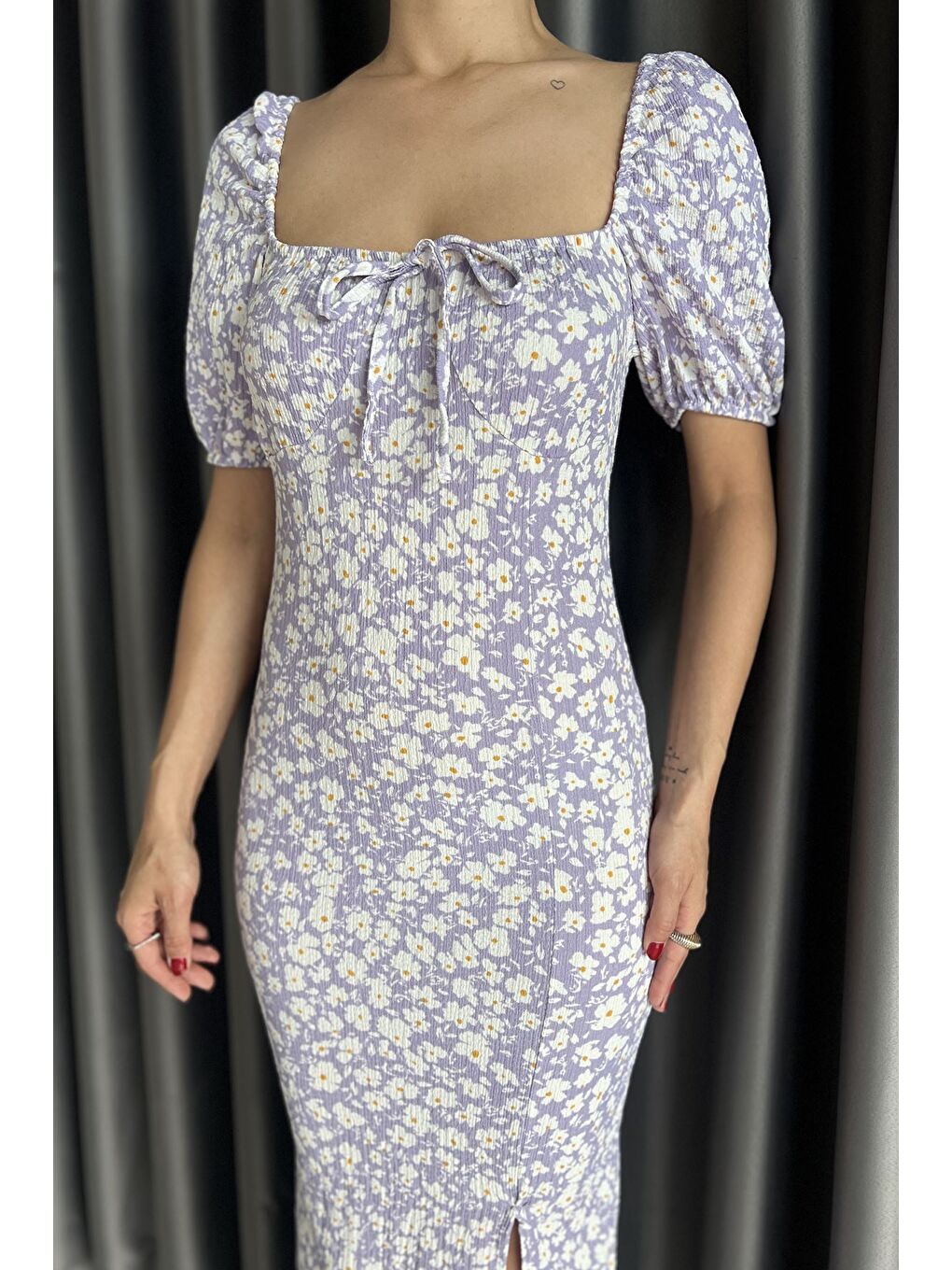 Lila Yırtmaçlı Balon Kol Kadın Desenli Elbise-3