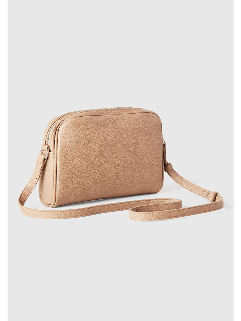 Kadın Bej Eskitme Efektli Fermuarlı Kabartma Logolu Mini Omuz Çantası-2