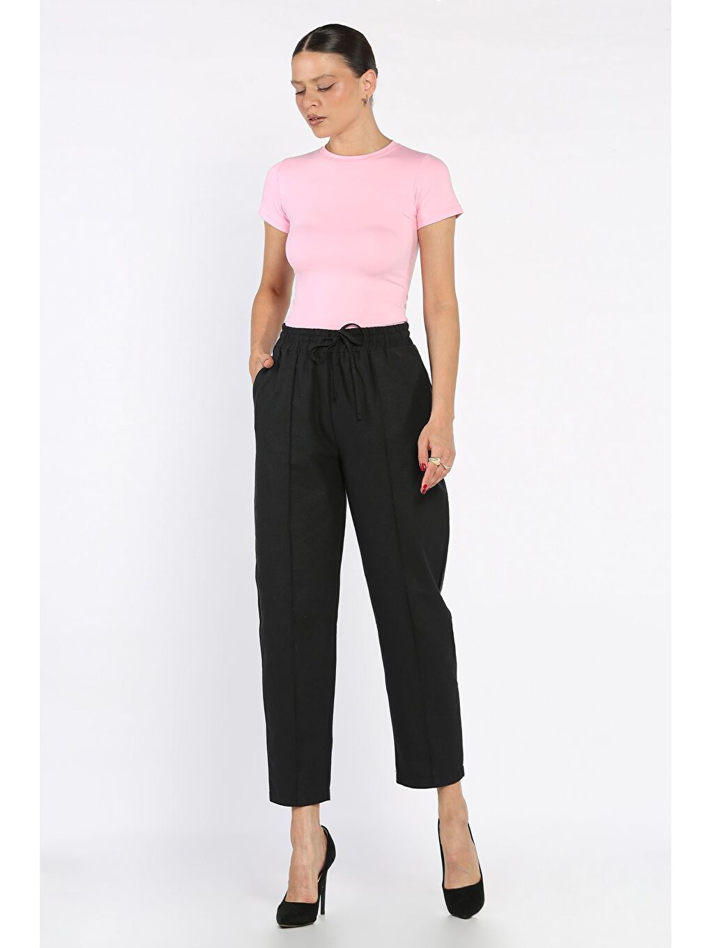 Siyah Kadın Bel Bağlamalı Ön Çimalı Havuç Pantolon