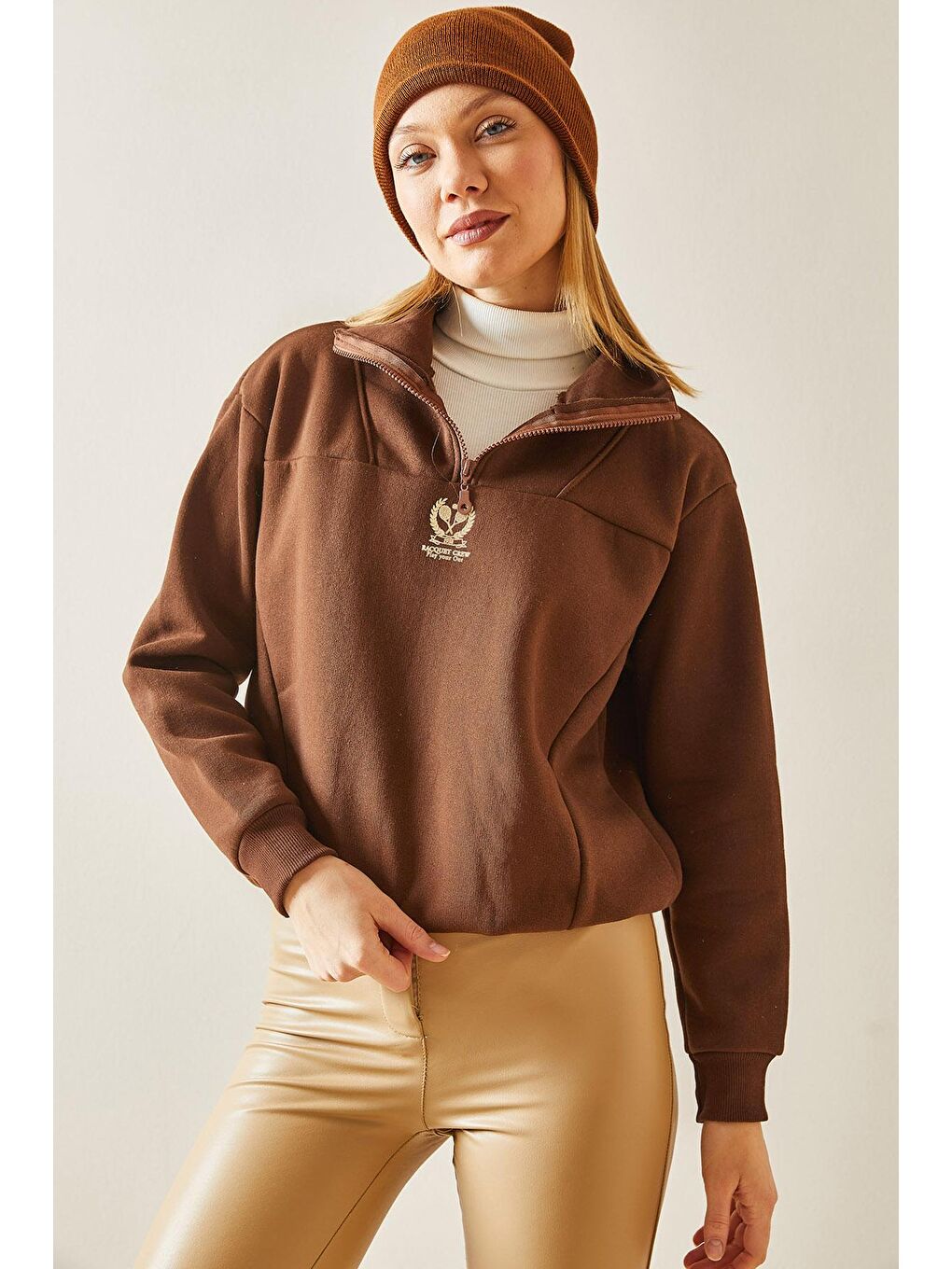 Kahverengi Dik Yaka Fermuarlı & Şardonlu Sweatshirt 4KXK8-47859-18