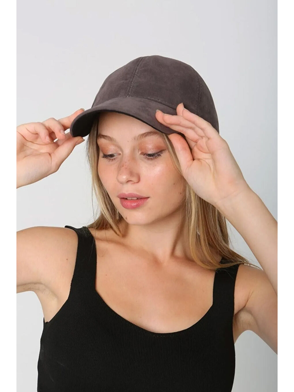 Kadın Süet Kep Şapka RKŞ-12 Antrasit-1