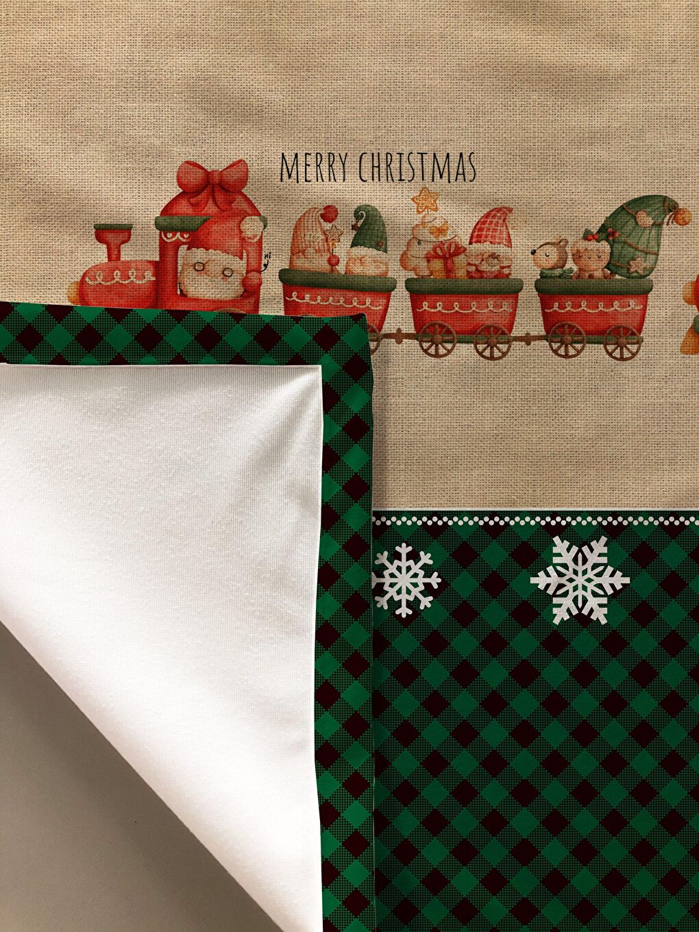 Karışık Yılbaşı Desenli Kadife Doku Masa Örtüsü-1