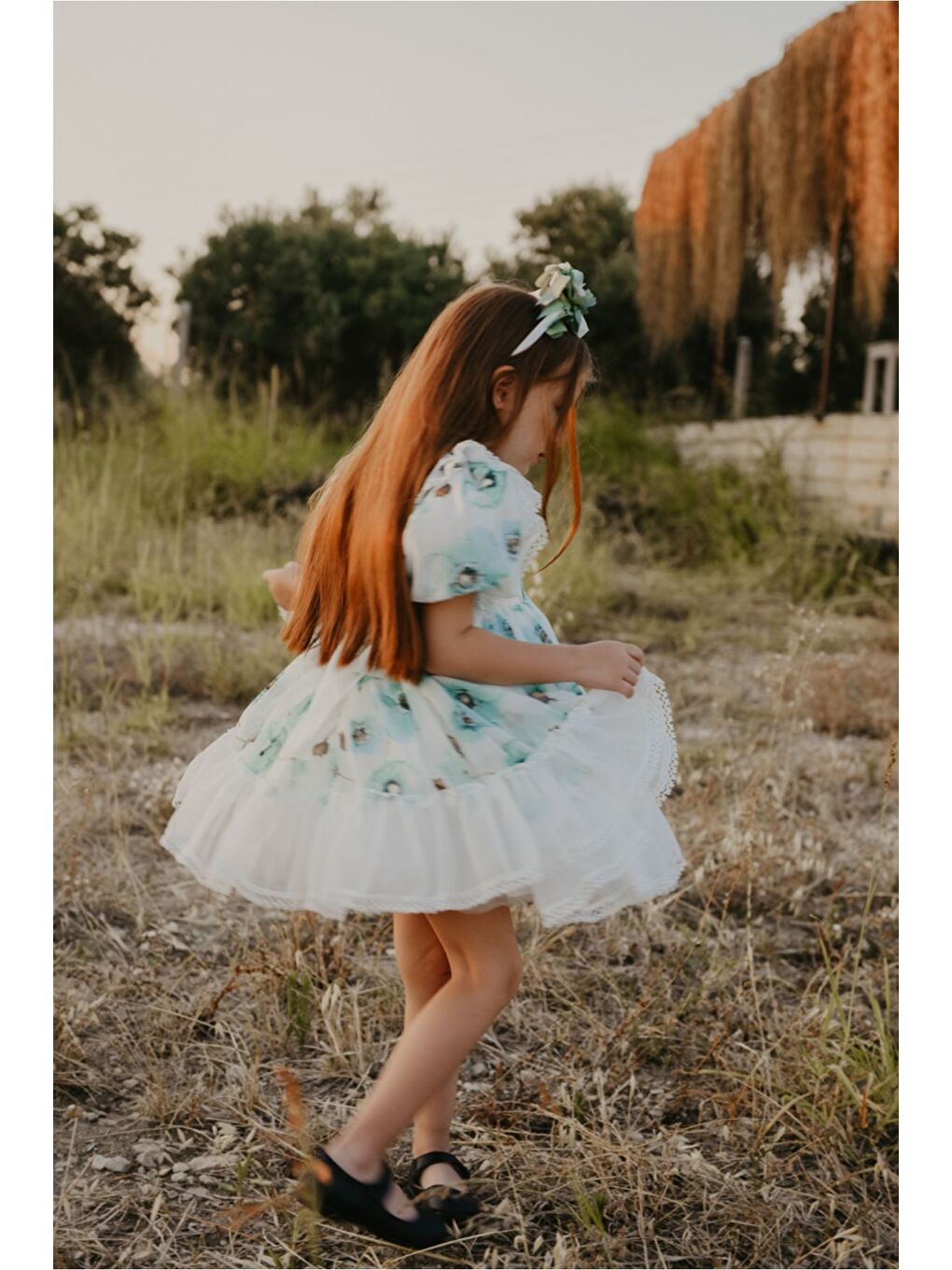 Yeşil Kız Çocuk Taç Aksesuarlı Elbisesi-1