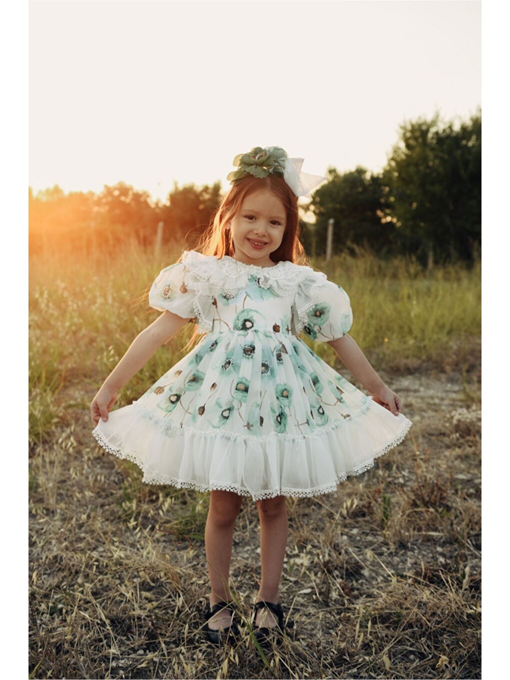 Yeşil Kız Çocuk Taç Aksesuarlı Elbisesi-3