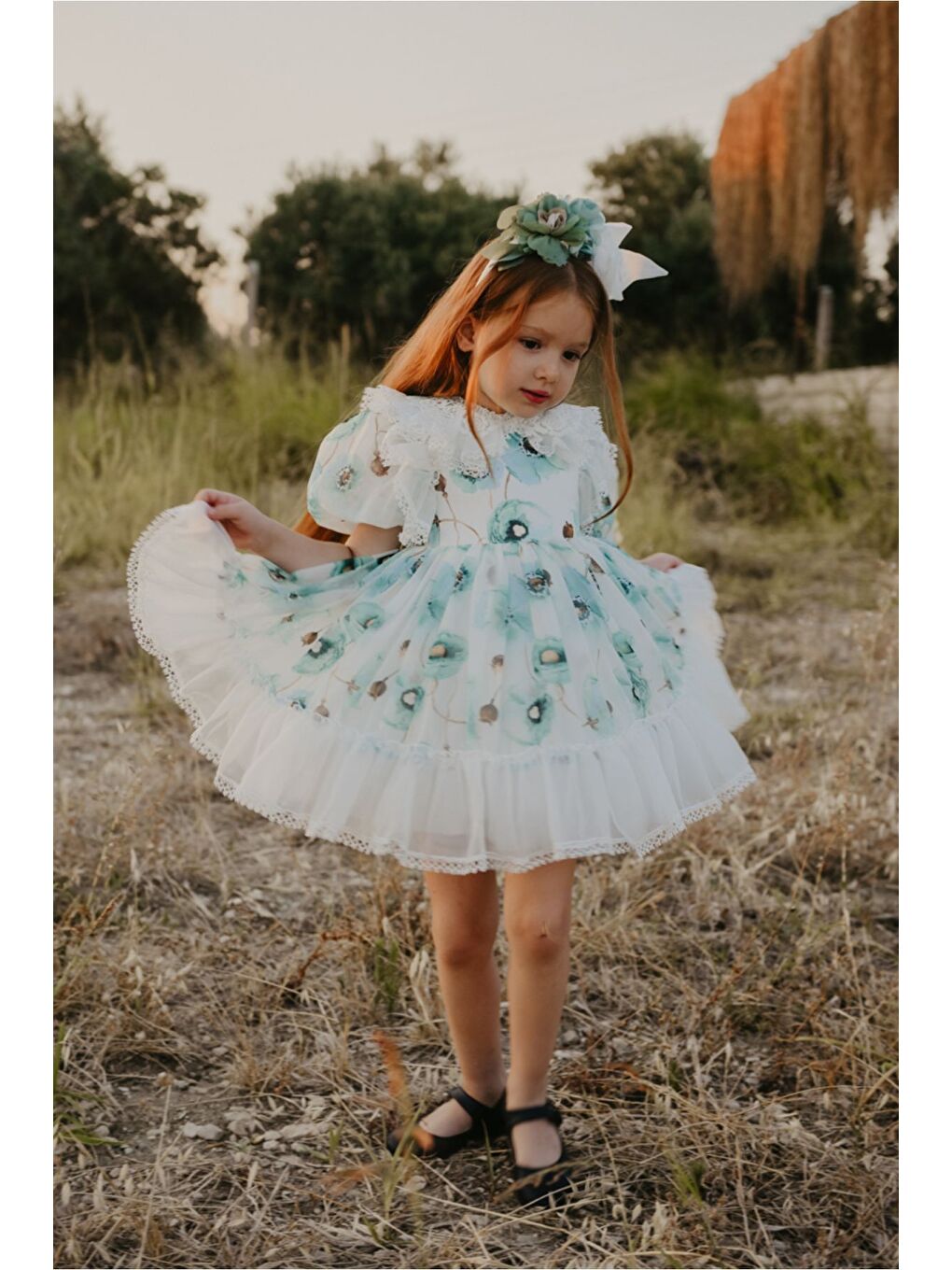 Yeşil Kız Çocuk Taç Aksesuarlı Elbisesi-5