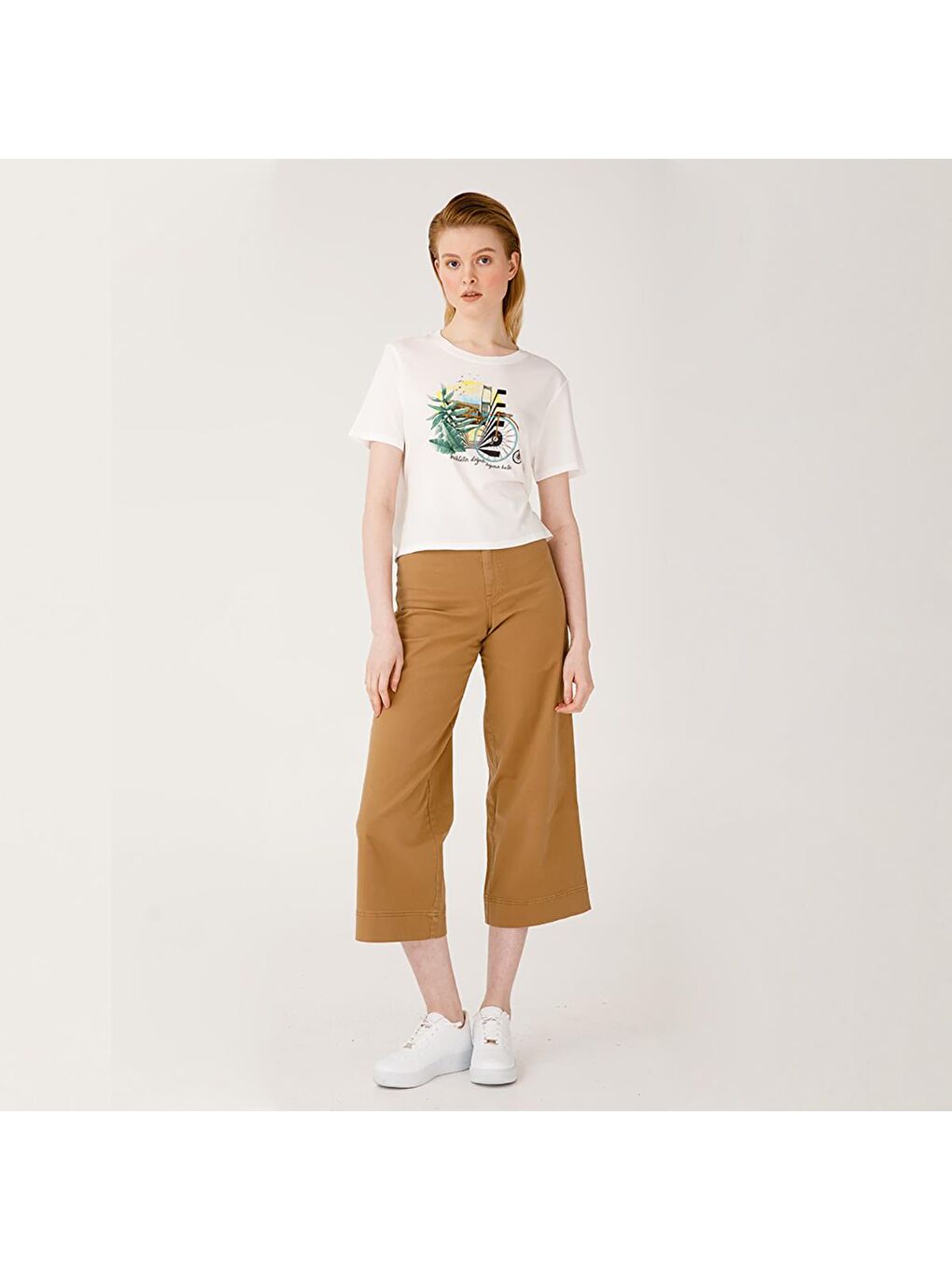 Beyaz Nature Boğazda Bisiklet Kadın T-shirt-4