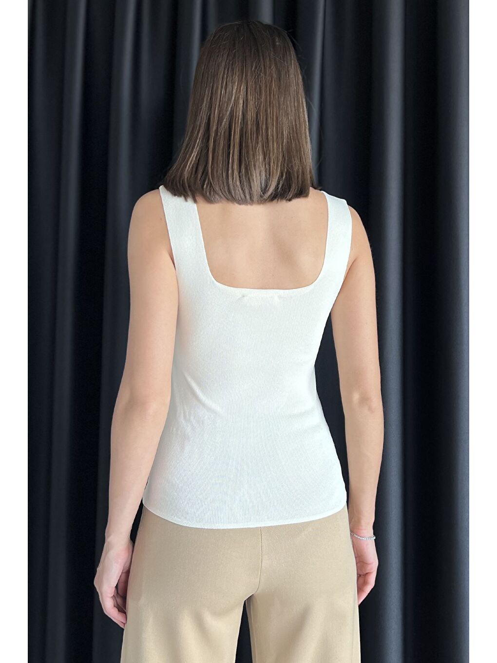 Ekru Kare Yaka Askılı Elastanlı Kadın Triko Bluz-2