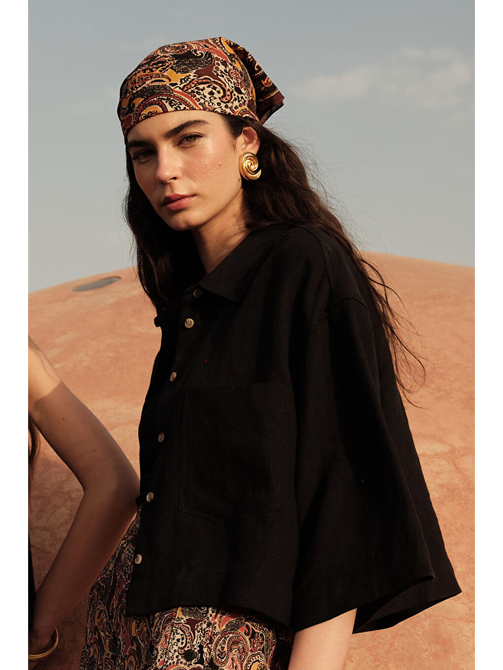 Kahverengi Desenli Pamuklu Fular Paısley