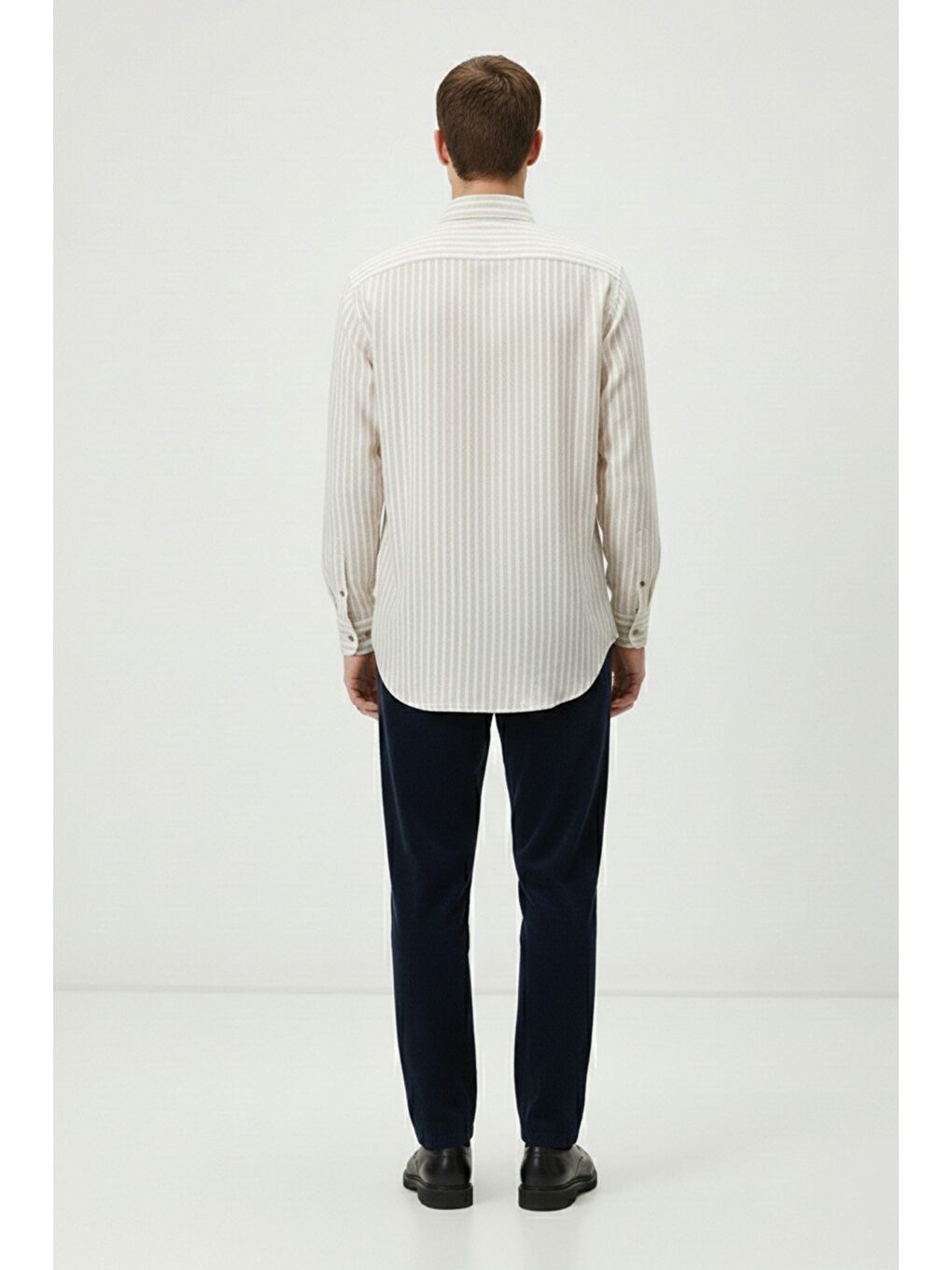 Giotelli Bej Çizgili Oversize Fit Pamuk Keten Karışımlı Klasik Yaka Uzun Kol Gömlek-5