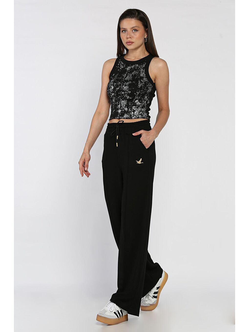 Siyah Kadın Baskılı Bol Paça Eşofman Altı-1