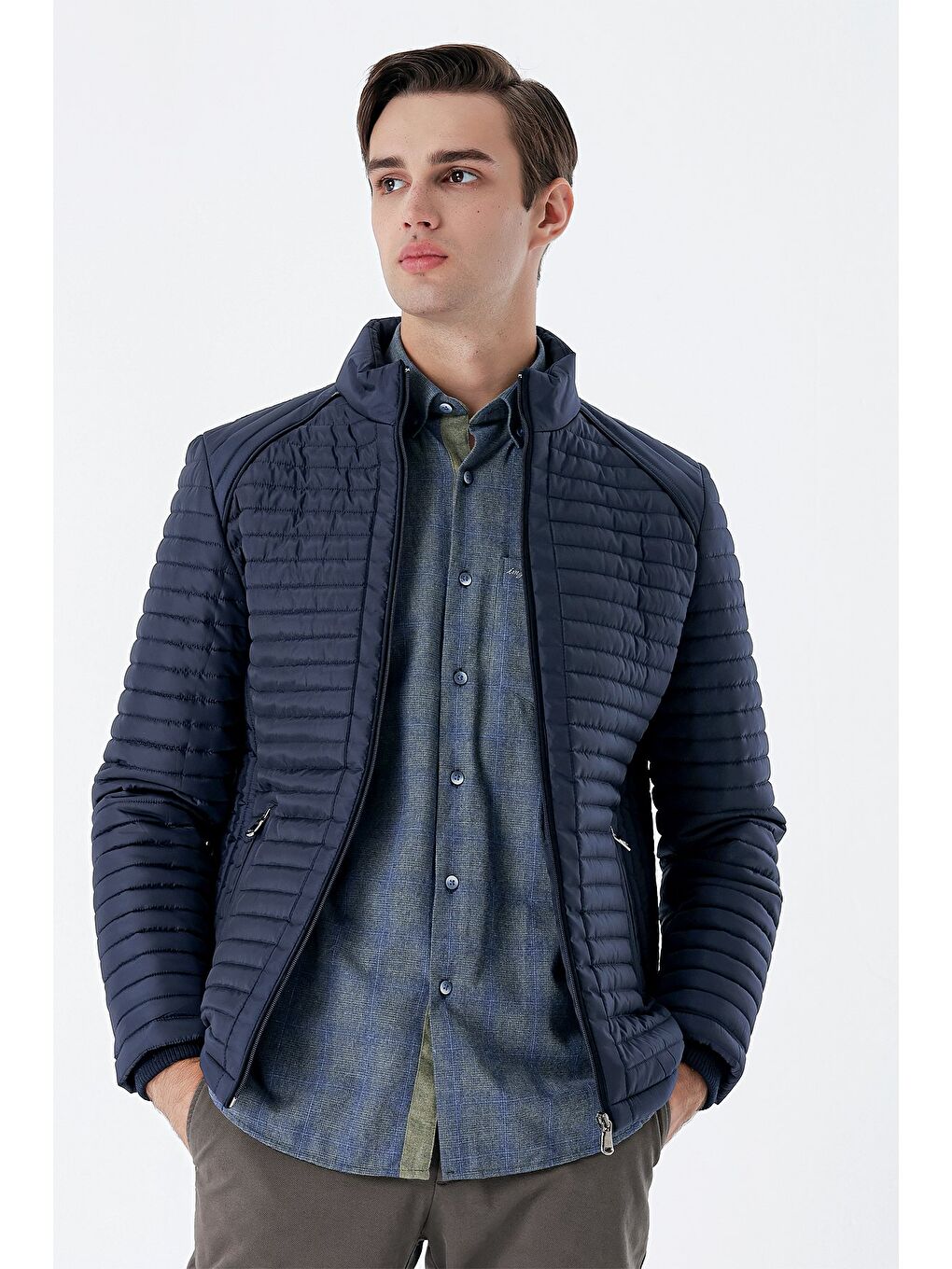 Koyu Lacivert Kapitone Dolumlu Dik Yaka Astarlı Slim Fit Dar Kesim Casual Mont 1007235164