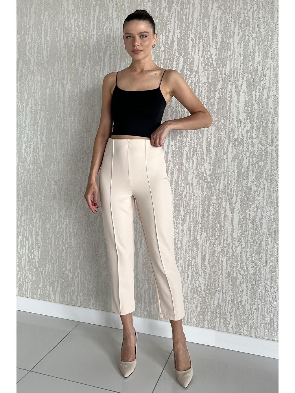 Bej Ön Çimalı Bel Lastikli Kadın Dar Paça Pantolon