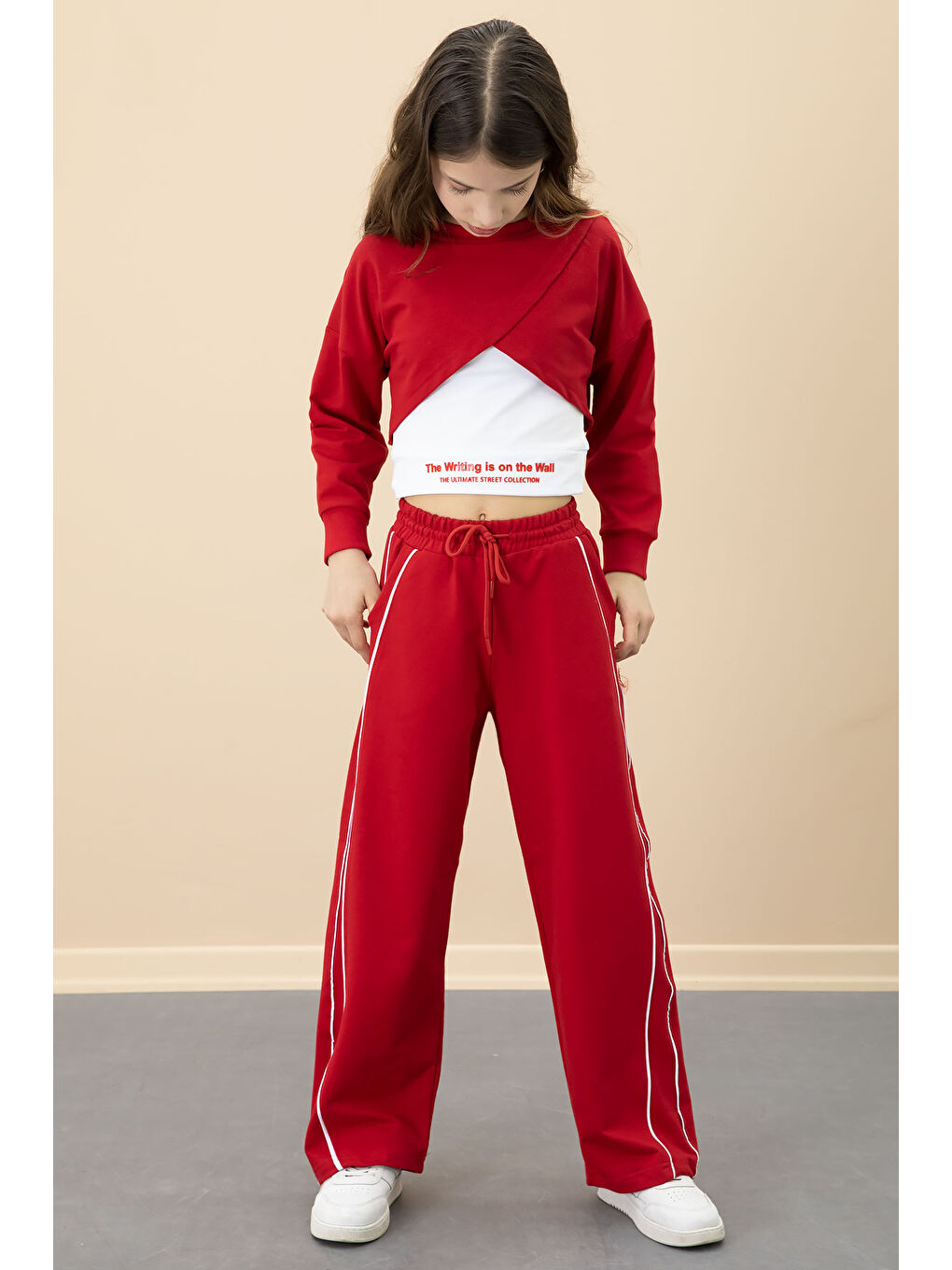 Kırmızı Şerit Detaylı Geniş Paça Croplu Kız Çocuk 3'lü Takım 20704-4