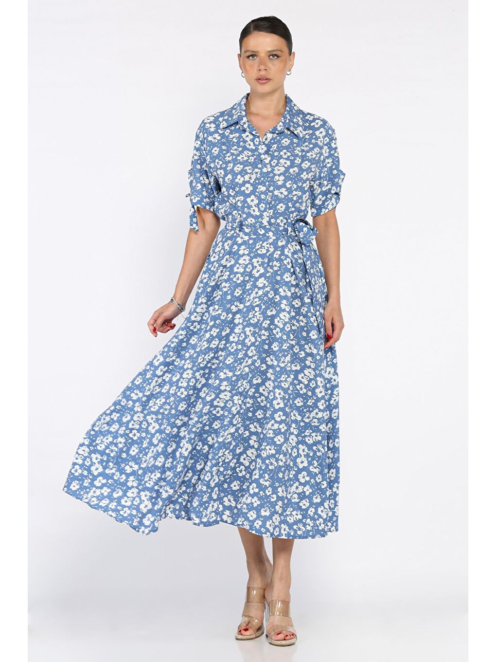 Mavi Kadın Düğmeli Çiçek Desenli Kısa Kol Elbise