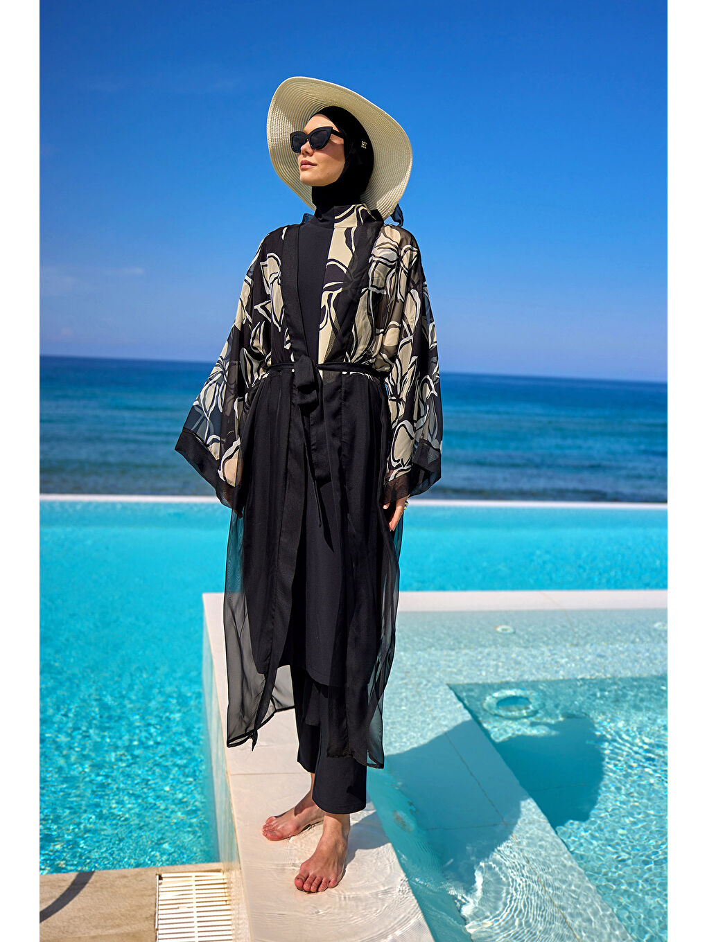 Siyah Hafif ve Tam Boy Tesettür Plaj Pareosu P2509-3