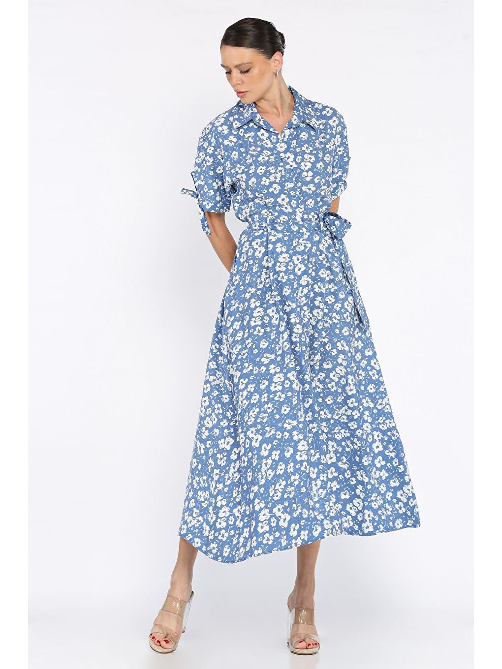 Mavi Kadın Düğmeli Çiçek Desenli Kısa Kol Elbise-1