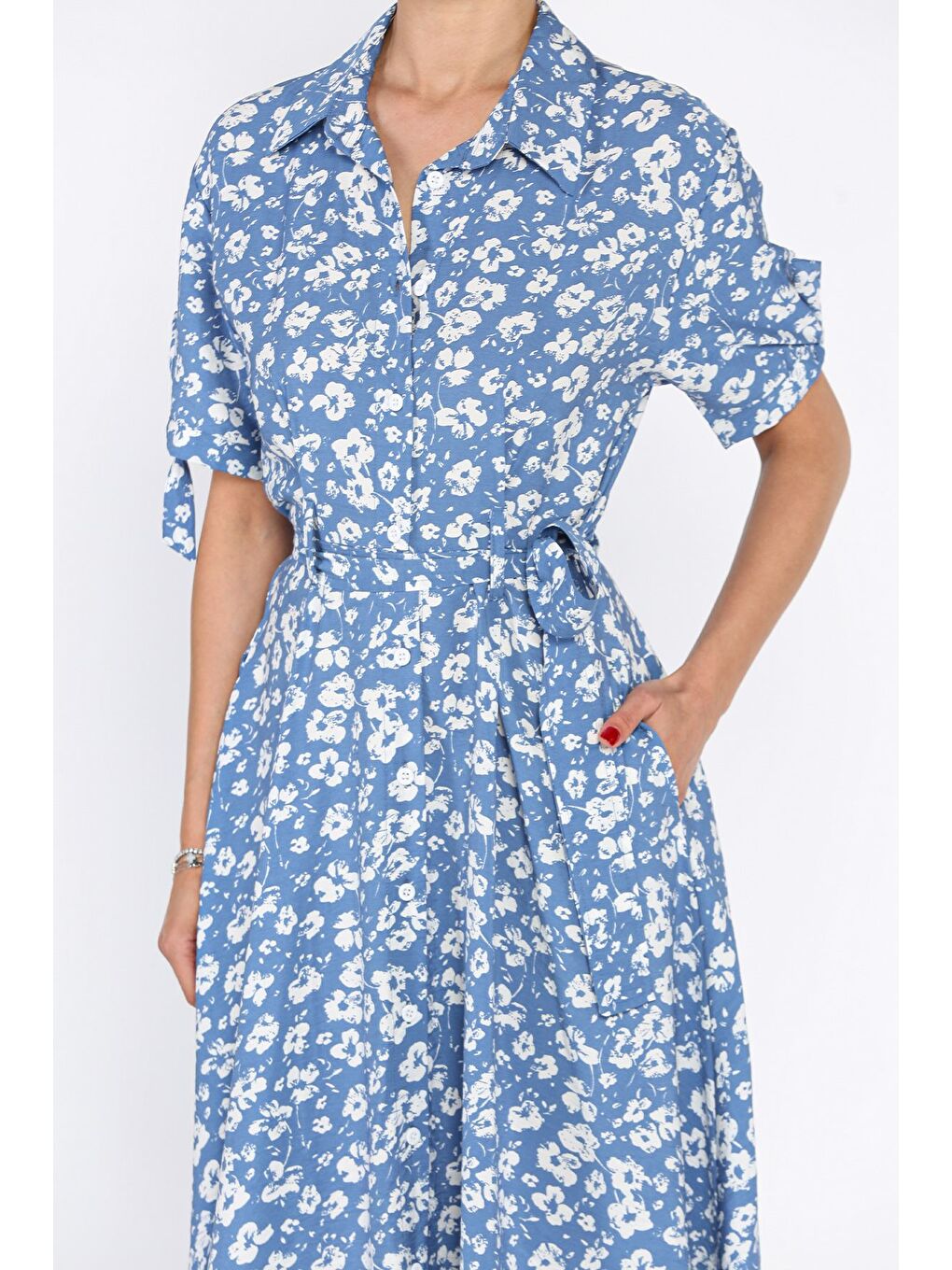 Mavi Kadın Düğmeli Çiçek Desenli Kısa Kol Elbise-3