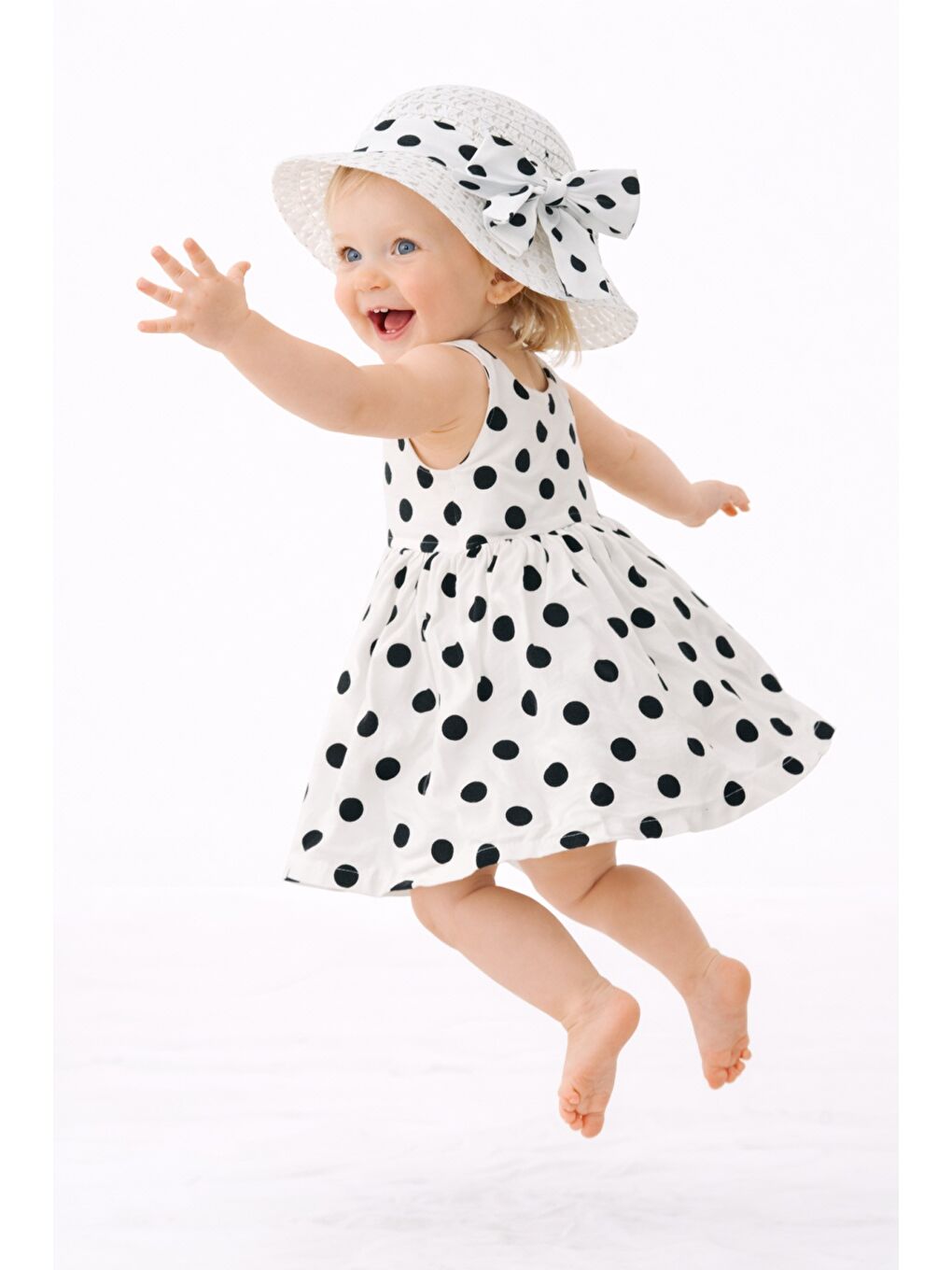 Siyah Puantiye Desenli Fiyonk Detaylı Kız Bebek Elbise-7