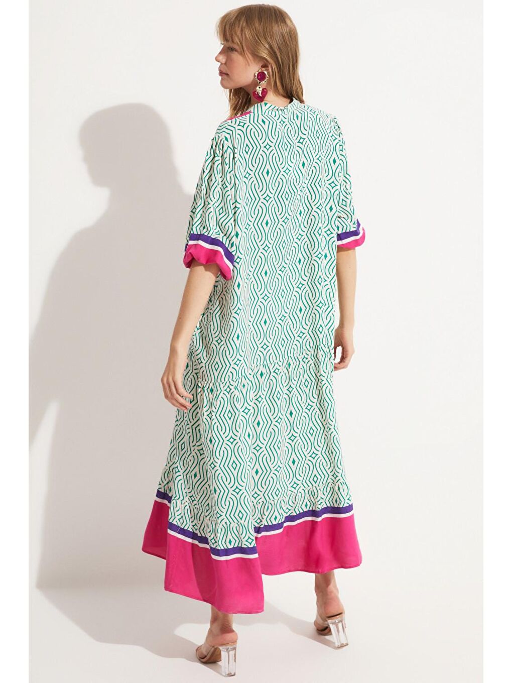 Karışık Kadın Desenli Rahat Kesim V Yaka Maxi Elbise-3