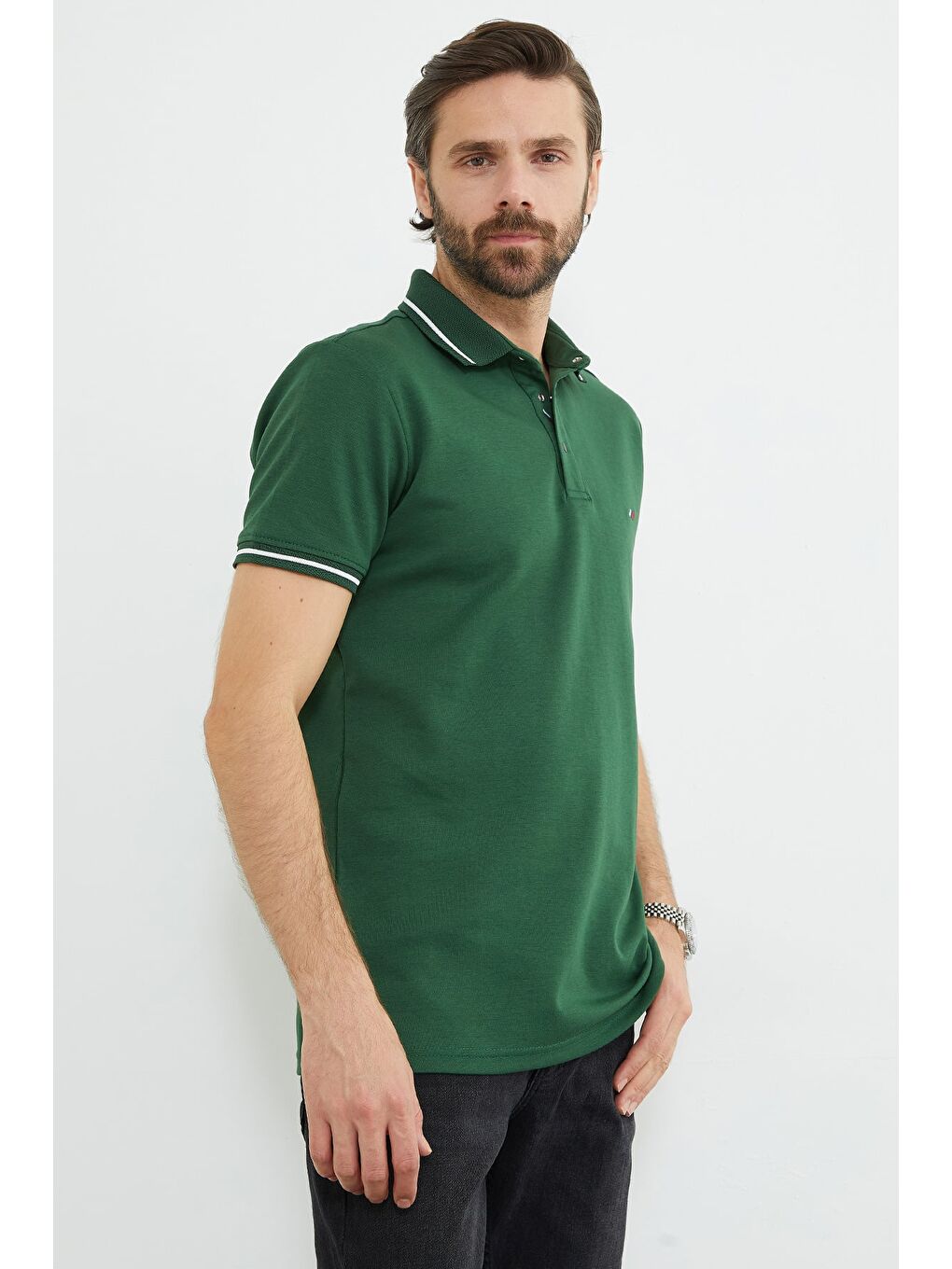 Yeşil Nakışlı Yarım Çıtçıtlı Polo Yaka Tişört-1