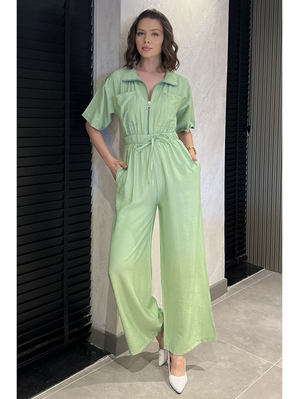 Yeşil Yarım Fermuarlı Bel Lastikli Kısa Kol Tulum