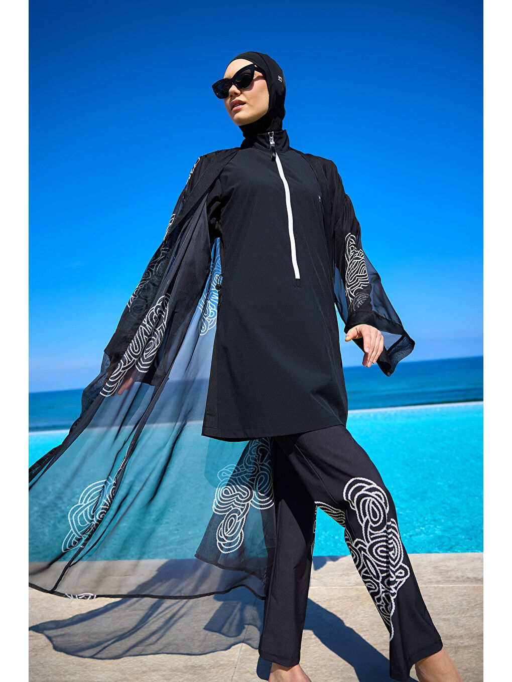 Siyah Renkli Desenli İpeksi Kimono Kaftan P2515-2