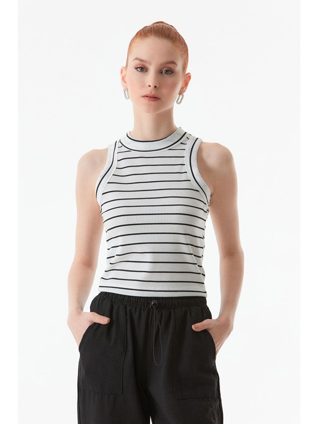 Siyah Çizgili Bisiklet Yaka Body
