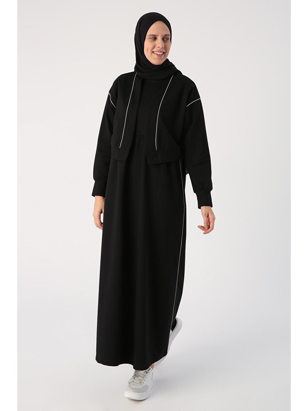 Siyah Kısa Hırkalı Kolsuz Elbise-1