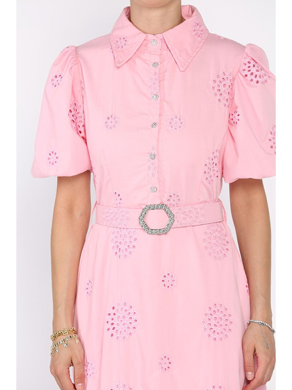 Pembe Kadın Kemer Detaylı Balon Kol Brode Elbise-3