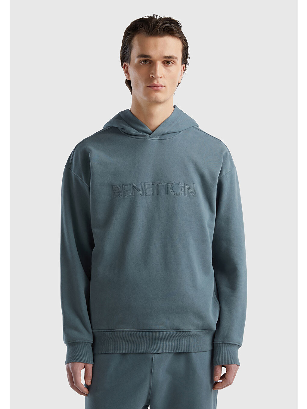 United Colors Of Benetton Gri Erkek Füme Pamuk Karışımlı Önü Logo Baskılı Kapüşonlu Sweatshirt