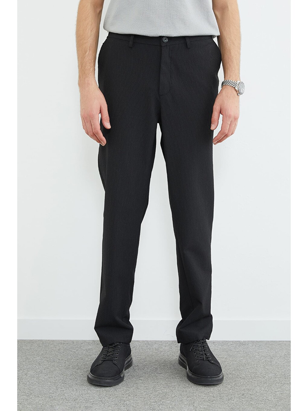 Siyah Çizgili Düğmeli Jogger Pantolon-4
