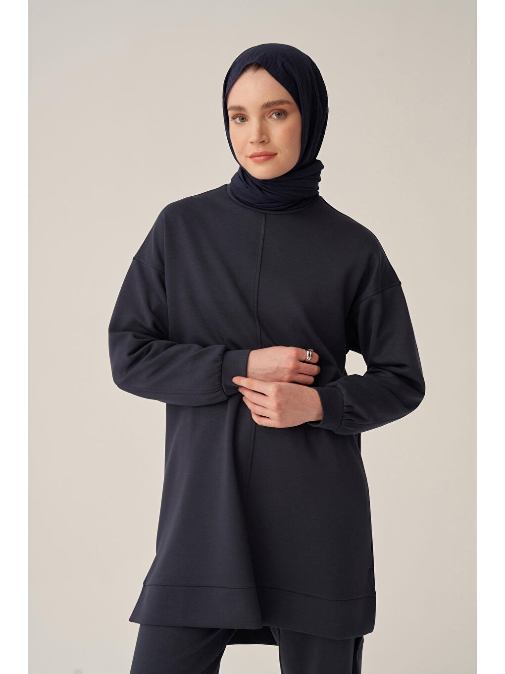 Lacivert-Yumuşak Dokulu Bisiklet Yaka Sweat